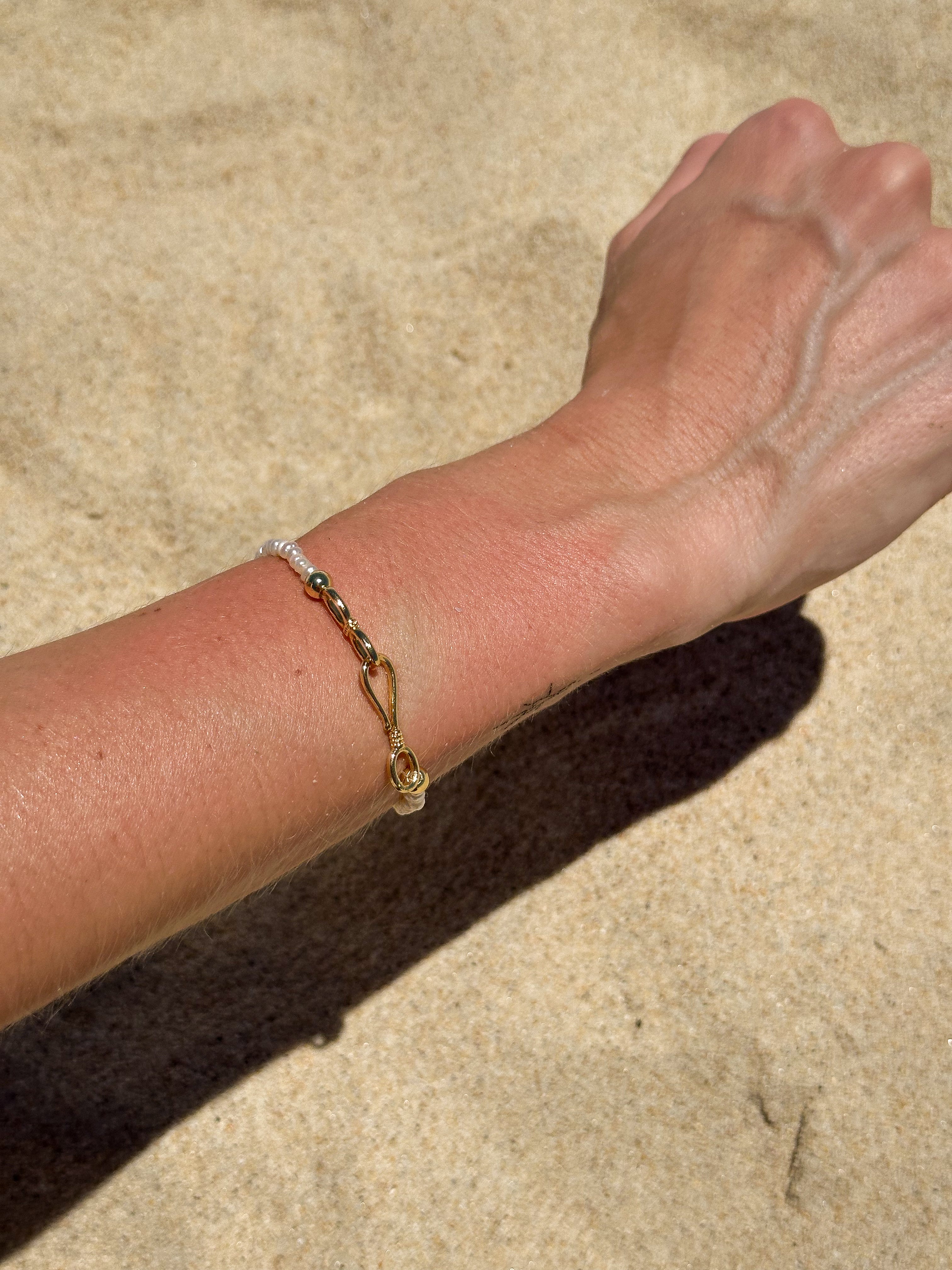 Sol Pearl Bracelet